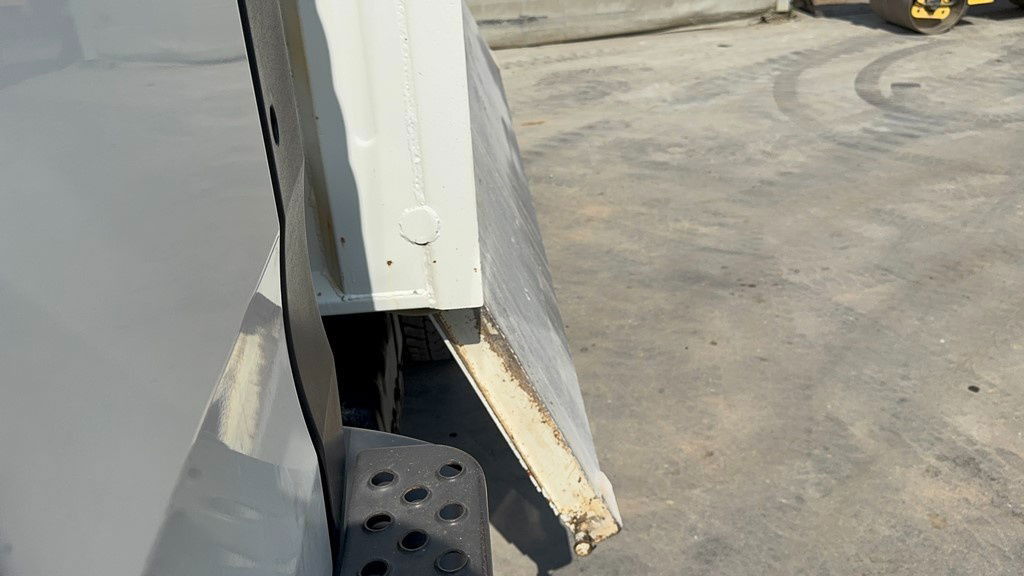 MAN TGS 26.440 6X4 bordmatic tipper - euro 6 - Camión volquete: foto 3 MAN TGS 26.440 6X4 bordmatic tipper - euro 6 - Camión volquete: foto 3