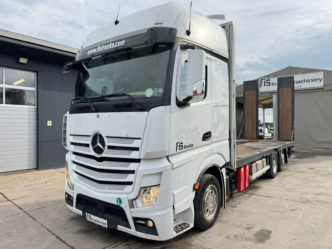 Mercedes-Benz Actros 2545 6x2 transporter - steering axle - 7.8M - Camión portavehículos: foto 1 Mercedes-Benz Actros 2545 6x2 transporter - steering axle - 7.8M - Camión portavehículos: foto 1