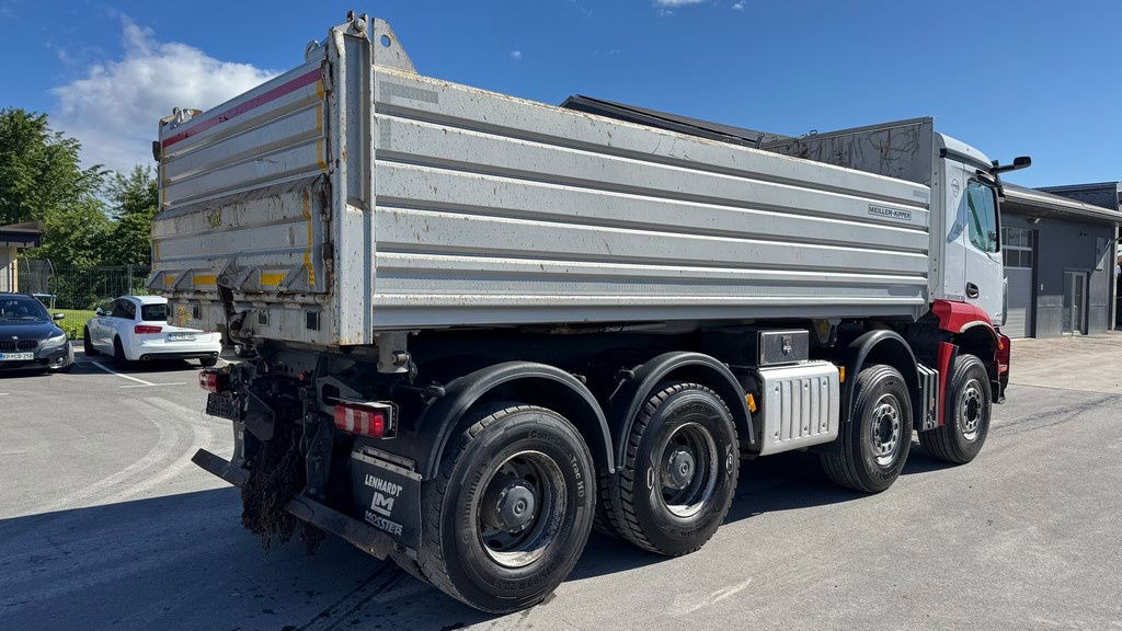 Mercedes-Benz Arocs 4146 8X4 meiller tipper - bordmatic - Camión volquete: foto 4 Mercedes-Benz Arocs 4146 8X4 meiller tipper - bordmatic - Camión volquete: foto 4