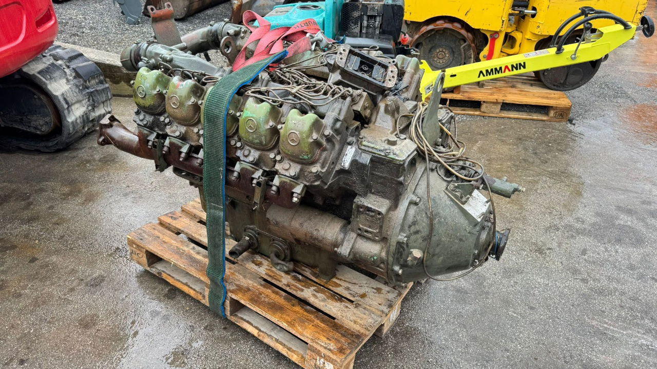 Mercedes-Benz Engine V10 - OM 403.1 - nr.2 - Motor para Camión: foto 5 Mercedes-Benz Engine V10 - OM 403.1 - nr.2 - Motor para Camión: foto 5