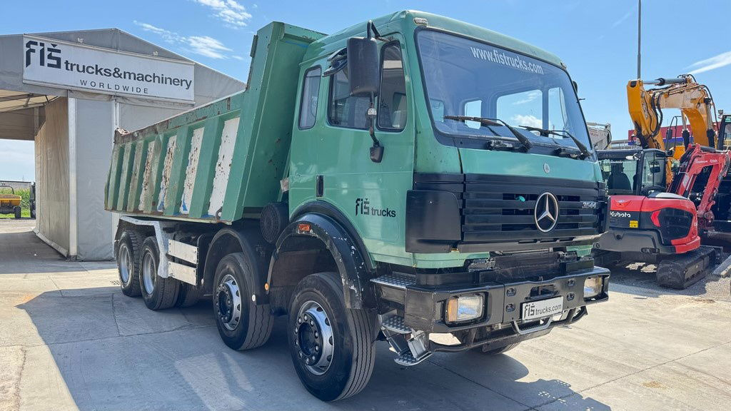 Mercedes-Benz SK 3235 8X4 tipper - V8 - Camión volquete: foto 3 Mercedes-Benz SK 3235 8X4 tipper - V8 - Camión volquete: foto 3