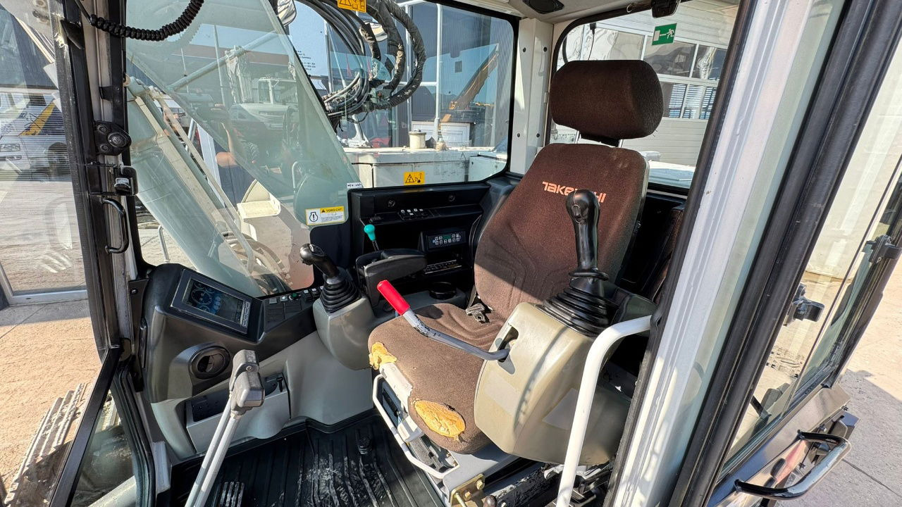 Excavadora de cadenas Takeuchi TB2150R - 2017 Year - Powertilt - 3X Buckets: foto 12