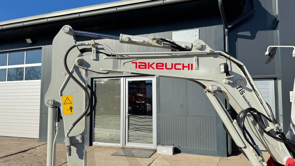 Takeuchi TB230 - 2019 Year - 2435 Hours - 2X Buckets - NEW Tracks - Miniexcavadora: foto 3 Takeuchi TB230 - 2019 Year - 2435 Hours - 2X Buckets - NEW Tracks - Miniexcavadora: foto 3