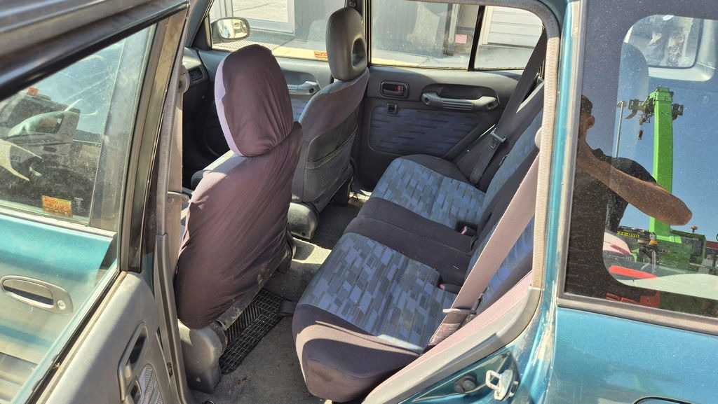 SUV/ Todoterreno Toyota RAV4 2.0 - Petrol - Automatic: foto 17