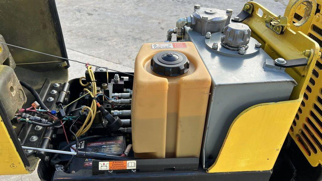 Mini compactadora WACKER NEUSON Neuson RT 82 SC-2 - Remote Control: foto 8