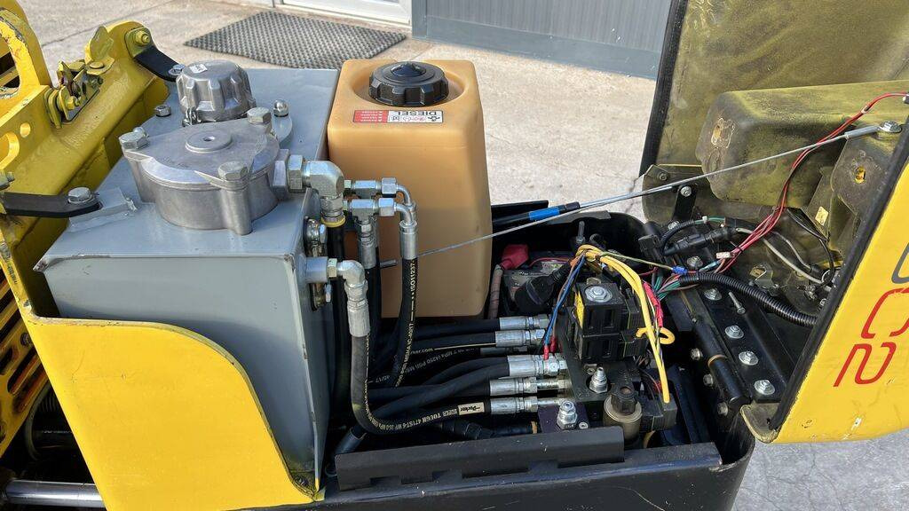 Mini compactadora WACKER NEUSON Neuson RT 82 SC-2 - Remote Control: foto 9