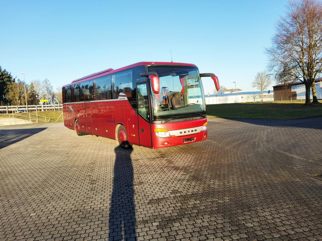 Setra S 415 GT HD 6 Gang / 50 Sitze - Autocar: foto 1 Setra S 415 GT HD 6 Gang / 50 Sitze - Autocar: foto 1