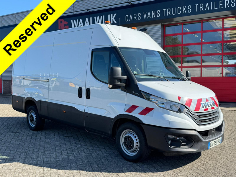 Iveco Daily 35S14 Voice Alexa Spraakassistent Voice assistent - Furgón: foto 1 Iveco Daily 35S14 Voice Alexa Spraakassistent Voice assistent - Furgón: foto 1