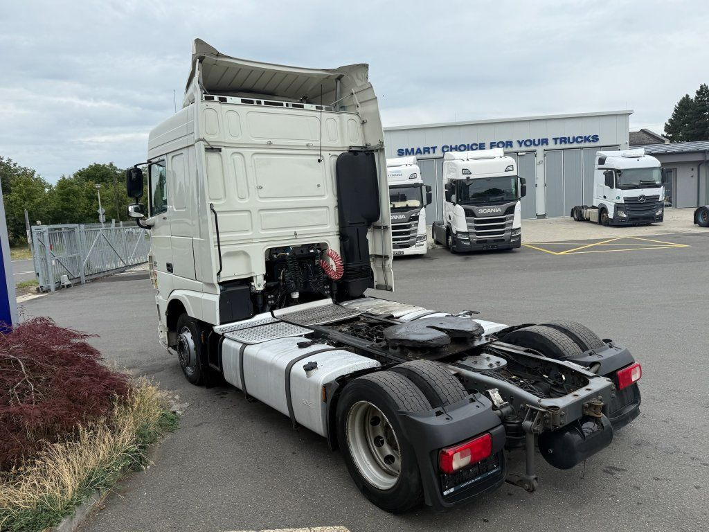 DAF XF460 EURO 6 MEGA/lowdeck - Cabeza tractora: foto 5 DAF XF460 EURO 6 MEGA/lowdeck - Cabeza tractora: foto 5