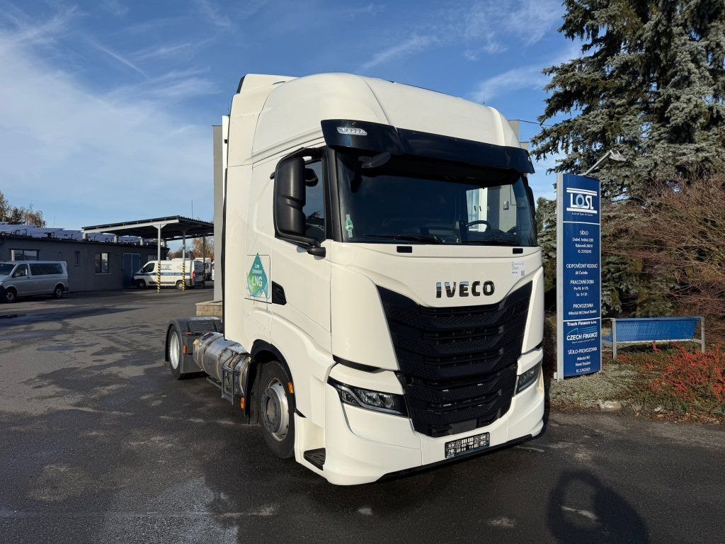 Iveco S-Way 460 MEGA/lowdeck LNG EURO 6 New Tacho - Cabeza tractora: foto 2 Iveco S-Way 460 MEGA/lowdeck LNG EURO 6 New Tacho - Cabeza tractora: foto 2