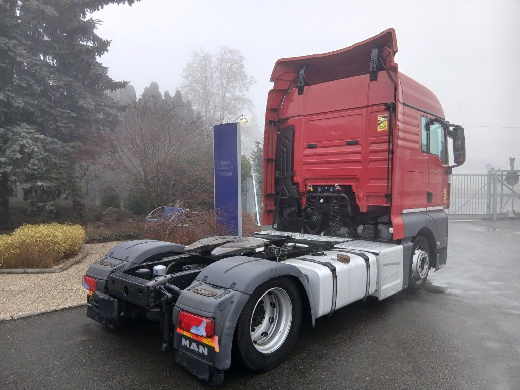 MAN TGX18.460 EURO 6 MEGA/lowdeck NEW TACHO RETARDER - Cabeza tractora: foto 5 MAN TGX18.460 EURO 6 MEGA/lowdeck NEW TACHO RETARDER - Cabeza tractora: foto 5
