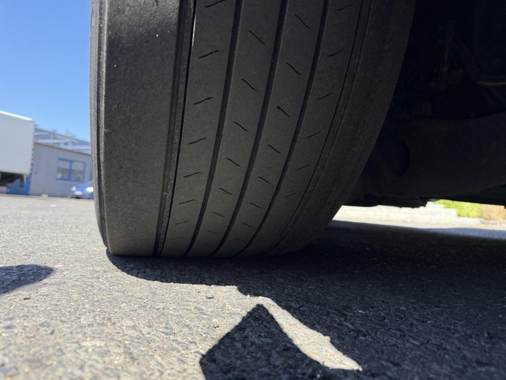 Cabeza tractora MAN TGX18.500 EURO 6 MEGA/lowdeck: foto 8 Cabeza tractora MAN TGX18.500 EURO 6 MEGA/lowdeck: foto 8