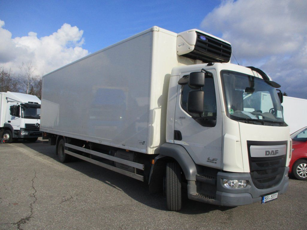 DAF LF 55.250 - Camión frigorífico: foto 2 DAF LF 55.250 - Camión frigorífico: foto 2