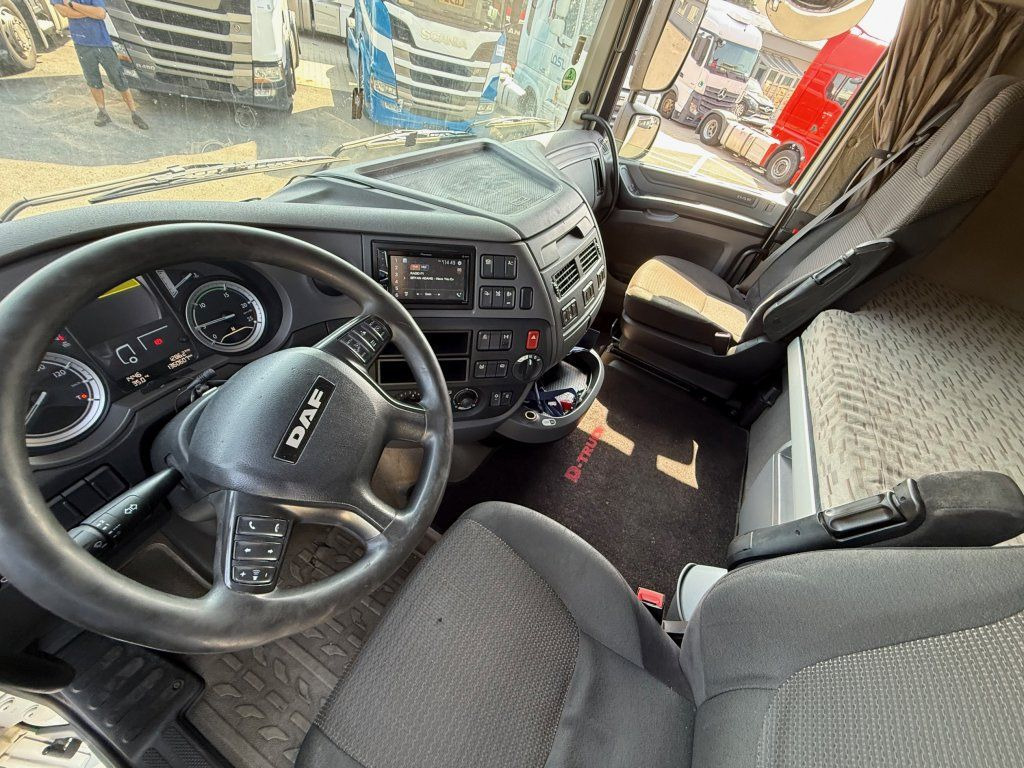 Camión lona DAF XF440 EURO 6 6x2 + Agrikom: foto 10