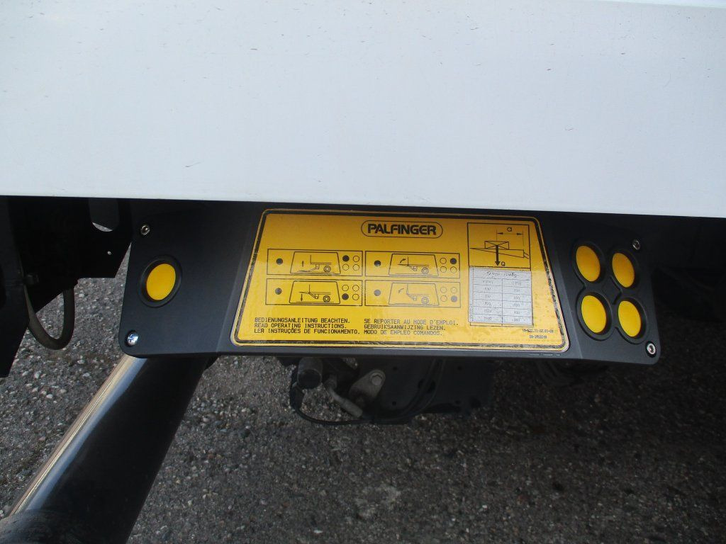 Furgoneta caja cerrada Iveco 35C16 Daily,2.3L Palfinger: foto 18