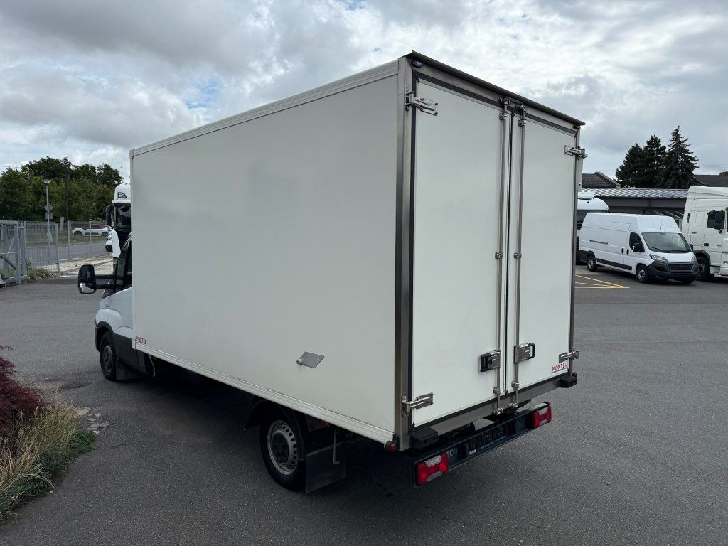 Iveco 35S16 Daily - Furgoneta frigorifica: foto 5 Iveco 35S16 Daily - Furgoneta frigorifica: foto 5
