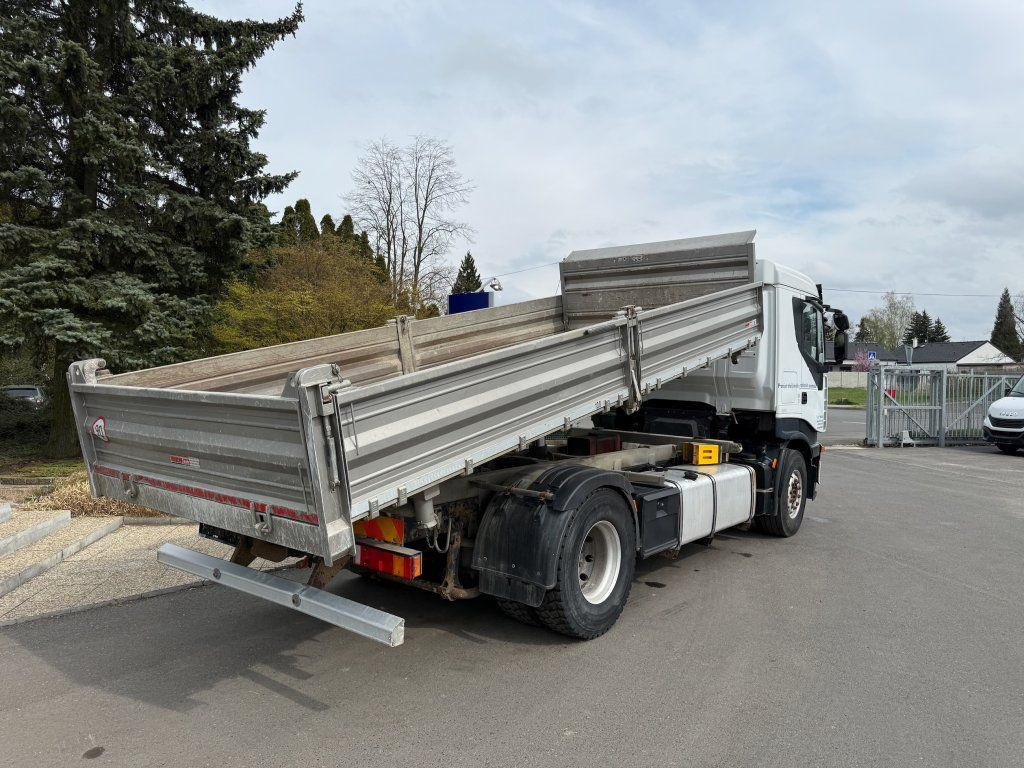 Iveco AS190E45 Stralis S3 EEV - Camión volquete: foto 2 Iveco AS190E45 Stralis S3 EEV - Camión volquete: foto 2