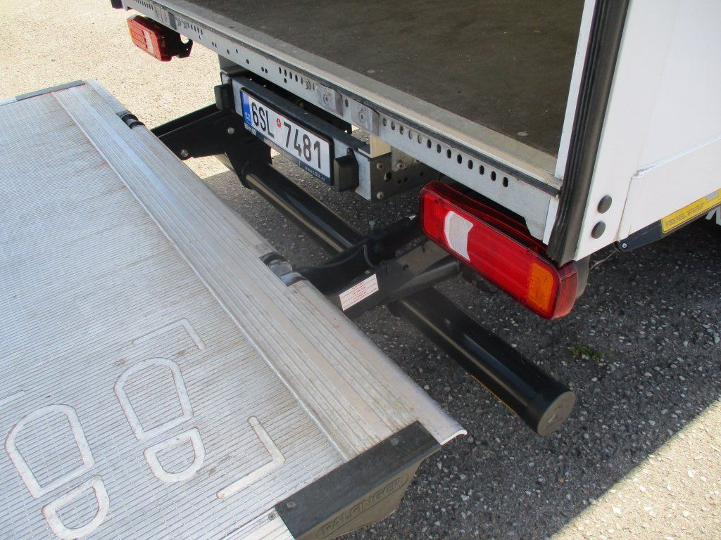 Iveco Daily 35C16, 2.3, HC, 8 palet - Furgoneta caja cerrada: foto 5 Iveco Daily 35C16, 2.3, HC, 8 palet - Furgoneta caja cerrada: foto 5