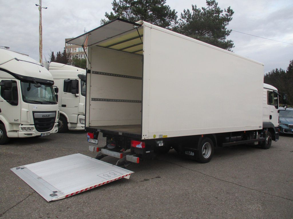 Furgoneta caja cerrada MAN TGL 8.190: foto 6
