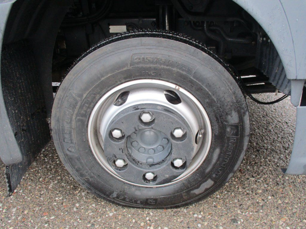 Camión caja cerrada MAN TGL 8.190: foto 18 Camión caja cerrada MAN TGL 8.190: foto 18