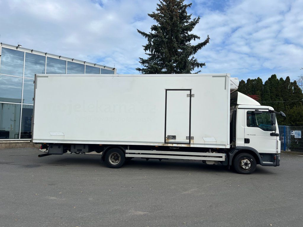 MAN TGL12.220 EURO 6 Carrier Xarios 600 - Camión frigorífico: foto 3 MAN TGL12.220 EURO 6 Carrier Xarios 600 - Camión frigorífico: foto 3