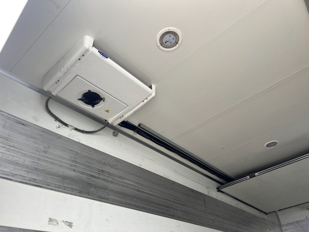 Camión frigorífico MAN TGL12.220 EURO 6 Carrier Xarios 600: foto 11