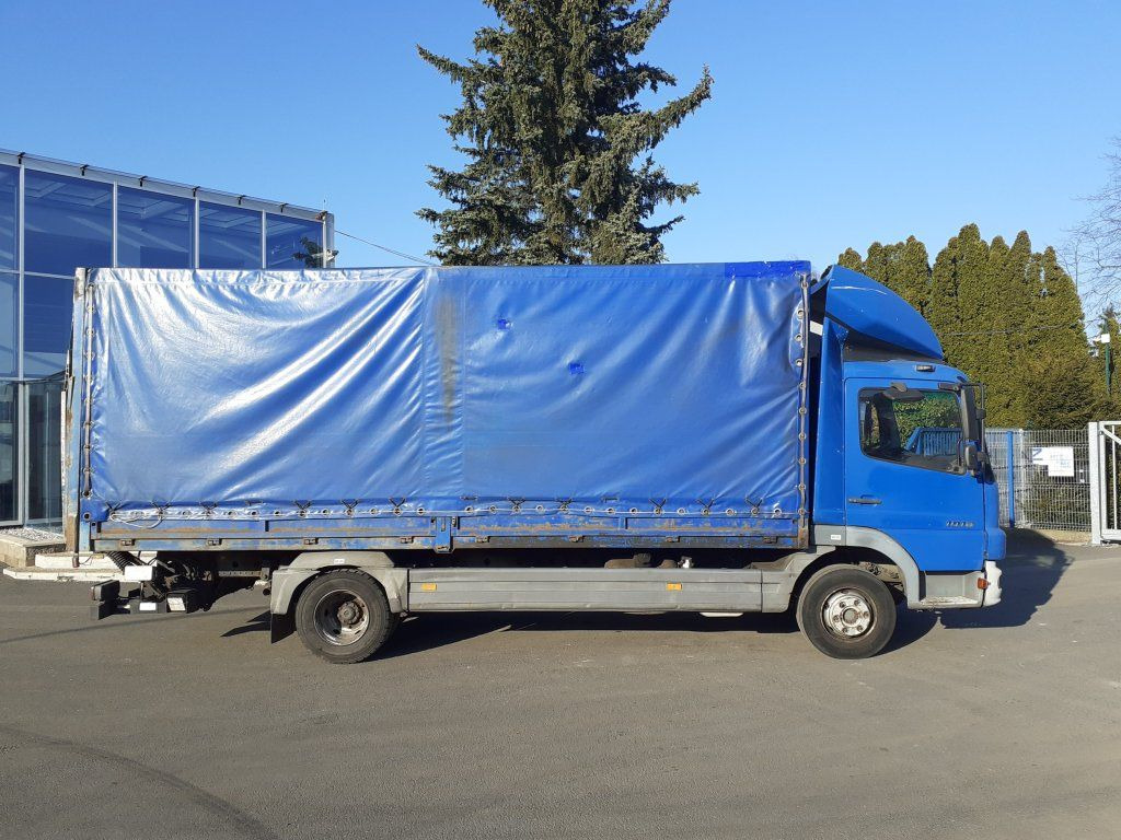 Mercedes-Benz 1018 Atego EURO 3 - Camión lona: foto 4 Mercedes-Benz 1018 Atego EURO 3 - Camión lona: foto 4