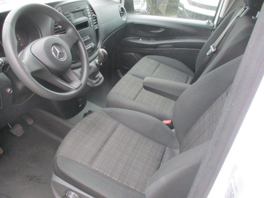 Mercedes-Benz Vito 111 CDi - Furgoneta frigorifica: foto 5 Mercedes-Benz Vito 111 CDi - Furgoneta frigorifica: foto 5