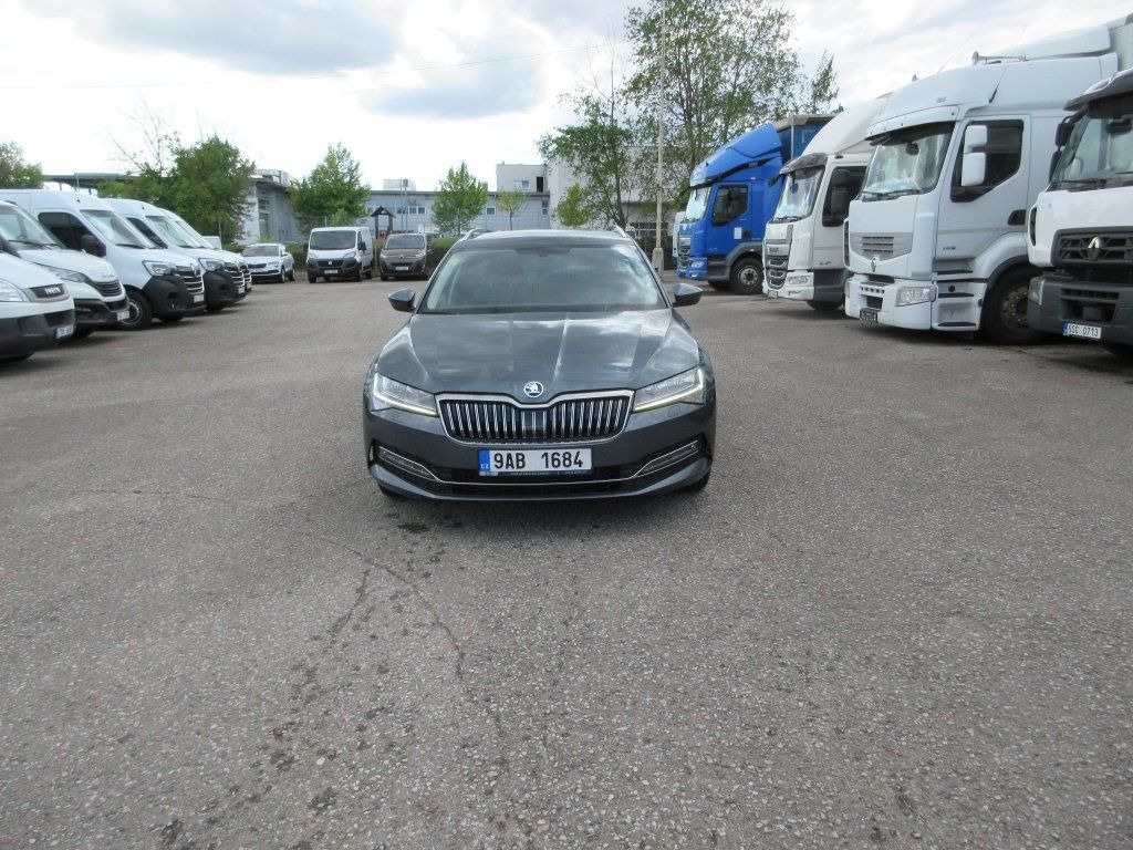 Skoda 2.0 Tdi  Style - Coche familiar: foto 2 Skoda 2.0 Tdi  Style - Coche familiar: foto 2