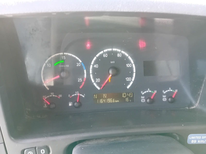 Cabeza tractora Scania R420 Retarder: foto 8 Cabeza tractora Scania R420 Retarder: foto 8