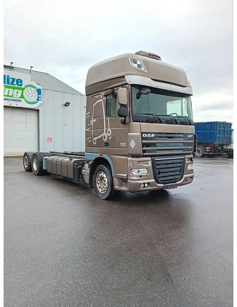 DAF XF 105.510 6x2 - Camión chasis: foto 1 DAF XF 105.510 6x2 - Camión chasis: foto 1