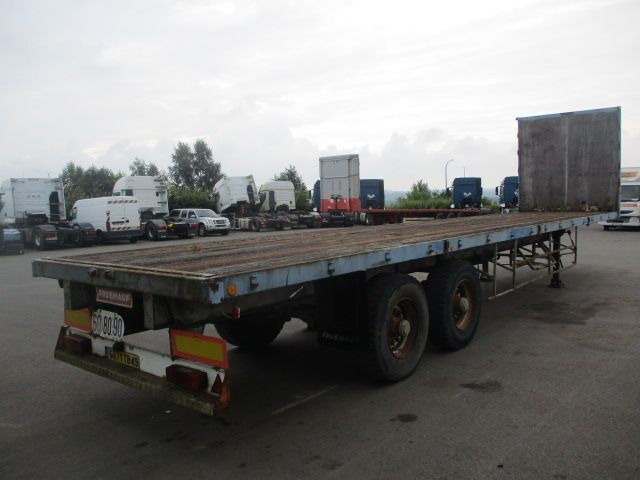 Fruehauf platform - drum brakes/freins tambour - Semirremolque plataforma/ Caja abierta: foto 3 Fruehauf platform - drum brakes/freins tambour - Semirremolque plataforma/ Caja abierta: foto 3