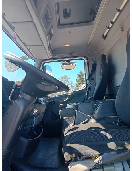 Camión caja cerrada Mercedes-Benz Atego 1222: foto 6