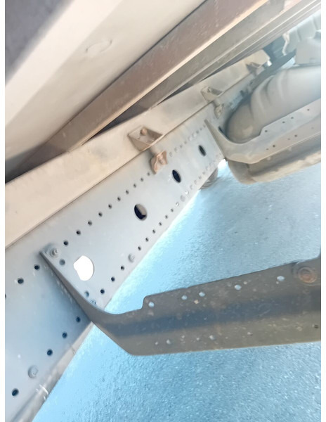 Camión caja cerrada Mercedes-Benz Atego 1222: foto 9