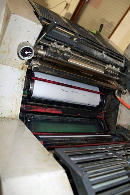 Ryobi 3300 MR two color offset printing machine - Máquina de impresión: foto 2 Ryobi 3300 MR two color offset printing machine - Máquina de impresión: foto 2