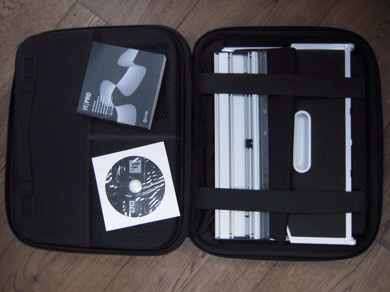 X-Rite i1 Basic Pro 2 Spectrophotometer - Máquina de impresión: foto 3 X-Rite i1 Basic Pro 2 Spectrophotometer - Máquina de impresión: foto 3