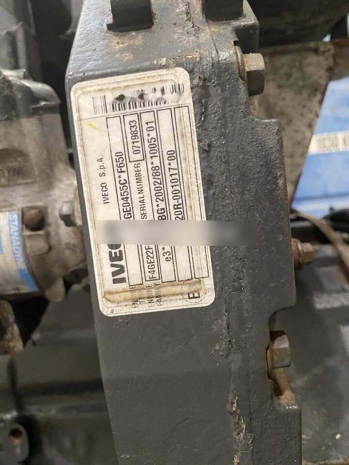 IVECO 60 kVa - Generador industriale: foto 5 IVECO 60 kVa - Generador industriale: foto 5