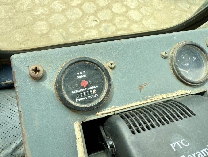 Bulldozer Hanomag D680E LGP: foto 15