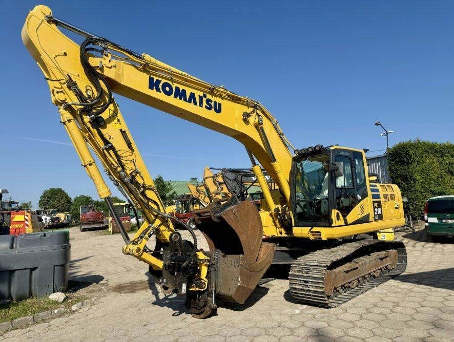 Komatsu PC210LC-11 - Excavadora de cadenas: foto 3 Komatsu PC210LC-11 - Excavadora de cadenas: foto 3