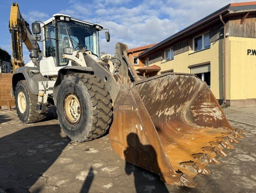 Volvo L120H - Cargadora de ruedas: foto 4 Volvo L120H - Cargadora de ruedas: foto 4