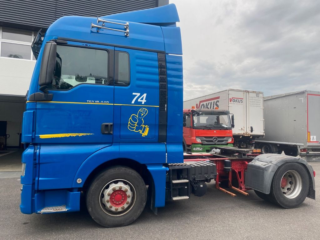 MAN TGX 18.440 480 EU6/RETARDER MAN TGX 18.440 480 EU6/RETARDER - Cabeza tractora: foto 4 MAN TGX 18.440 480 EU6/RETARDER MAN TGX 18.440 480 EU6/RETARDER - Cabeza tractora: foto 4