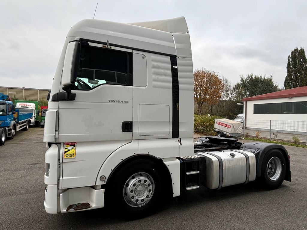 Cabeza tractora MAN TGX 18.440 480 Retarder/NAVI/2 Tanks/Standheiz: foto 6