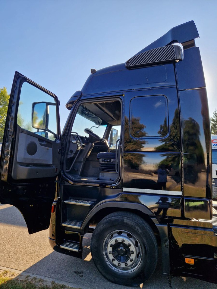 Volvo FH 560 TOP ZUSTAND - Cabeza tractora: foto 4 Volvo FH 560 TOP ZUSTAND - Cabeza tractora: foto 4