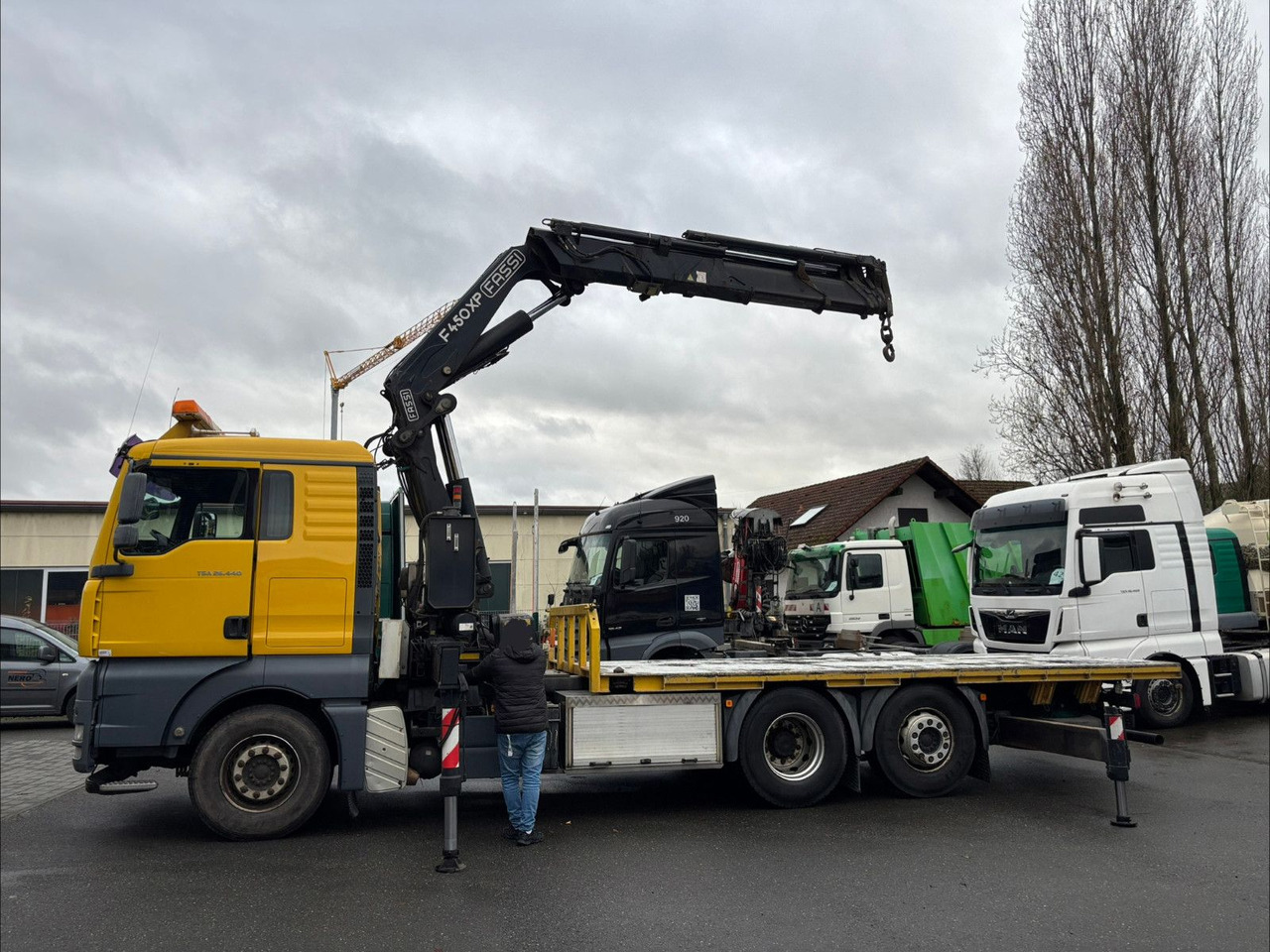 MAN TGA 26.440 FASSI F450AXP Containerauf./Lenkachse - Camión grúa: foto 2 MAN TGA 26.440 FASSI F450AXP Containerauf./Lenkachse - Camión grúa: foto 2