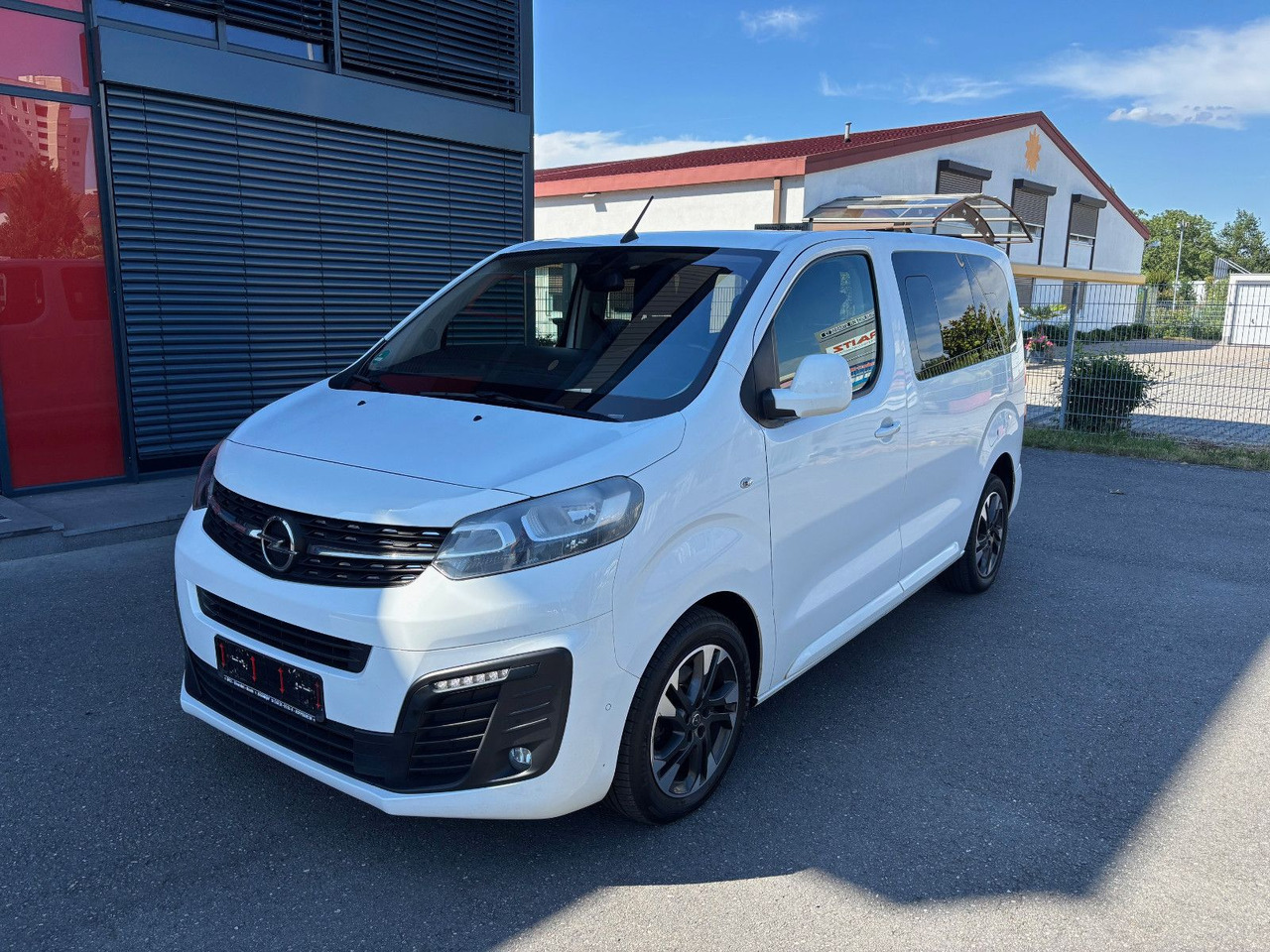 Opel Zafira Life Edition S/HU neu - Furgoneta de pasajeros: foto 1 Opel Zafira Life Edition S/HU neu - Furgoneta de pasajeros: foto 1