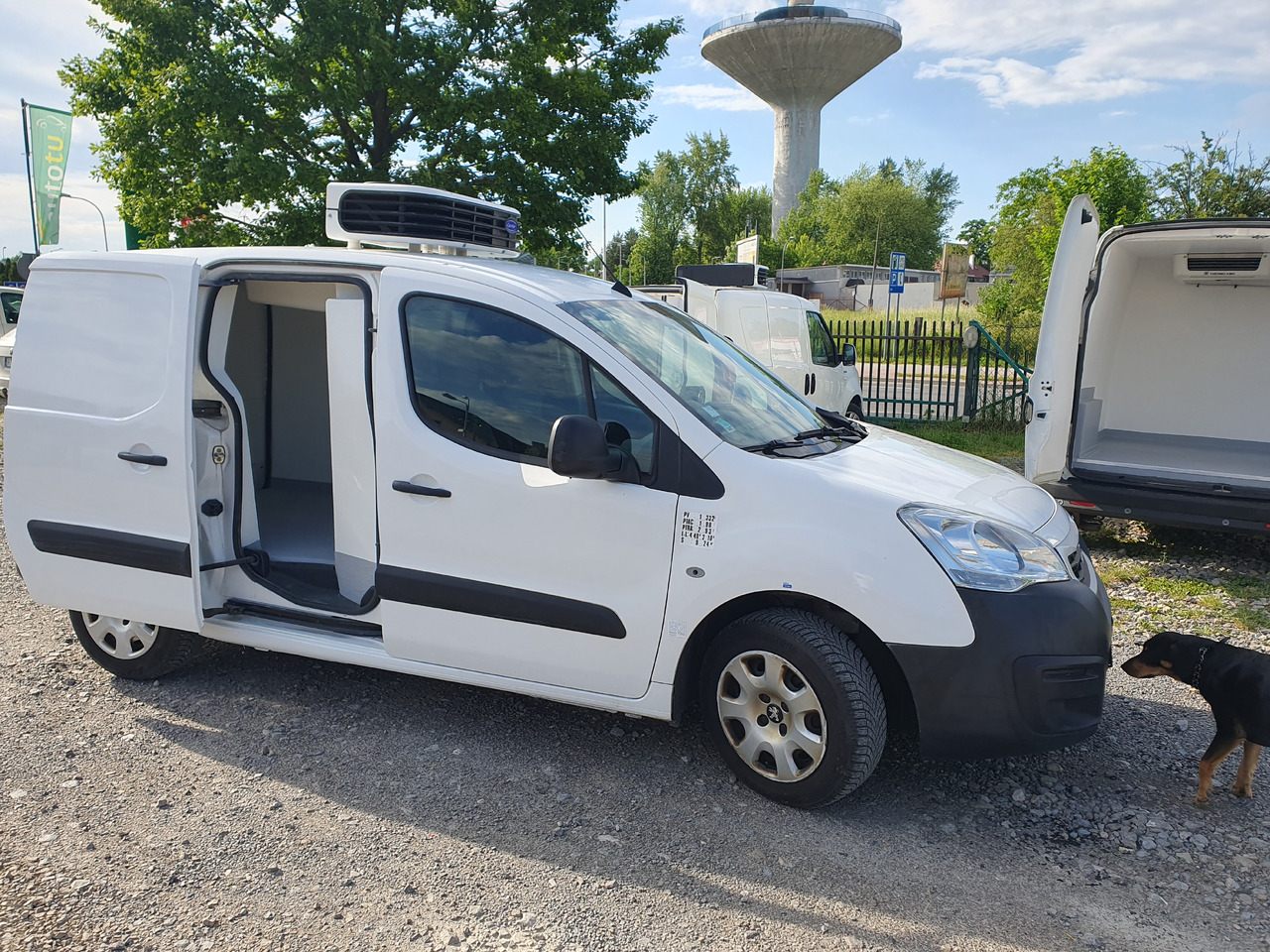 PEUGEOT PARTNER LONG CHLODNIA MROZNIA CARRIER KLIMA NAVI EURO6 - Furgoneta frigorifica: foto 1 PEUGEOT PARTNER LONG CHLODNIA MROZNIA CARRIER KLIMA NAVI EURO6 - Furgoneta frigorifica: foto 1