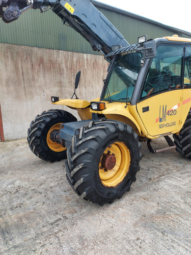 2000 New Holland LM420 - Manipulador telescópico: foto 2 2000 New Holland LM420 - Manipulador telescópico: foto 2