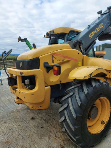 2000 New Holland LM420 - Manipulador telescópico: foto 4 2000 New Holland LM420 - Manipulador telescópico: foto 4