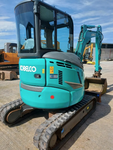 2016 Kobelco SK28SR-6 - Excavadora: foto 2 2016 Kobelco SK28SR-6 - Excavadora: foto 2