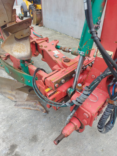 Arado Kverneland ES 100-200-28: foto 12 Arado Kverneland ES 100-200-28: foto 12